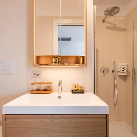 White Coast Relax & بولينيانو آ ماري