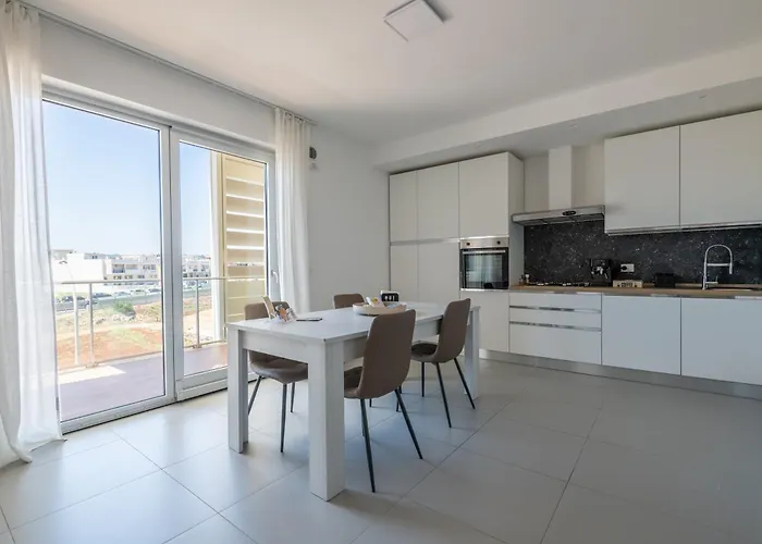 White Coast Relax & 4*